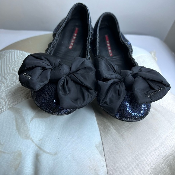 PRADA RARE BALLET FLATS SEQUENCE GLITTER BLACK Genuine  PATENT SATIN BOW - Picture 2 of 15